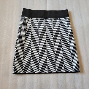 Ann Taylor Mini Skirt Size XS Black White Zebra Animal Prin.